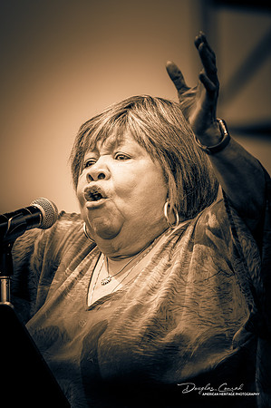 A Legend of the Stage, Mavis Staples